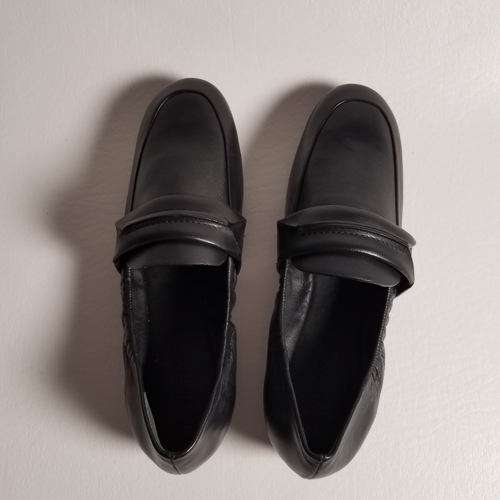 Mercedes Castillo Leather Shoes